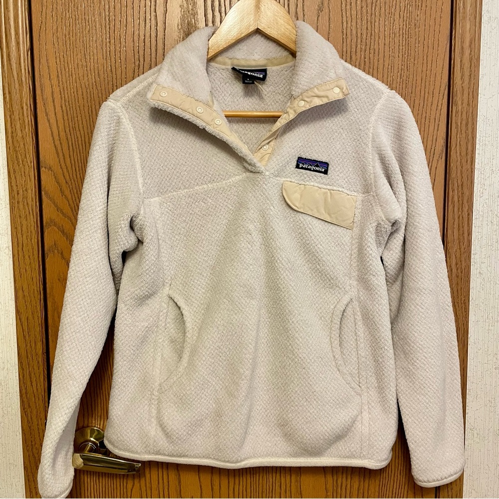 Patagonia Off-White Fleece Jacket